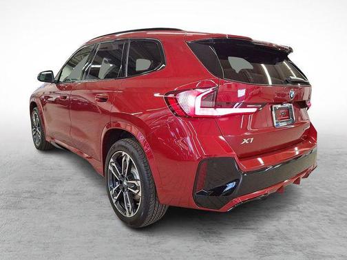 Vegas Red Metallic 2026 BMW X1 xDrive28i