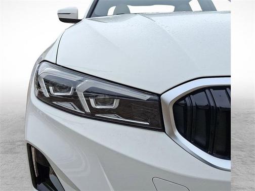 2026 BMW 330 i xDrive