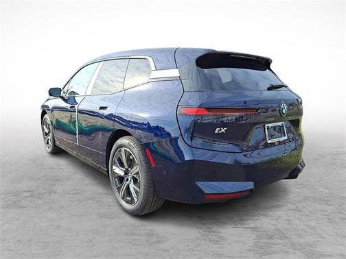 2026 BMW iX xDrive60