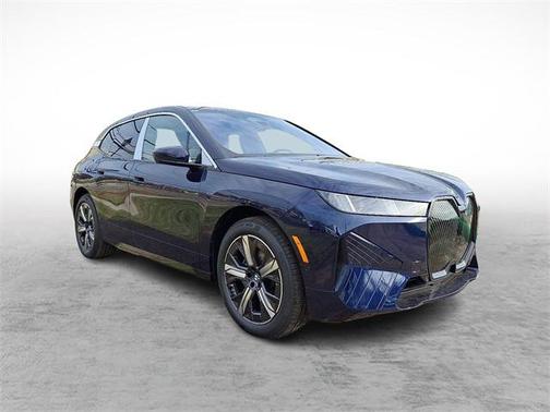 2026 BMW iX xDrive60