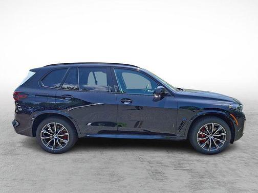 Carbon Black Metallic 2026 BMW X5 xDrive40i