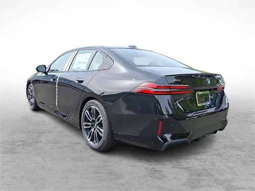 2026 BMW 530 i xDrive