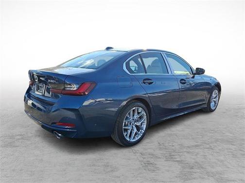 2026 BMW 330 xDrive NA