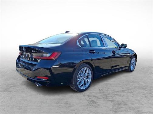2026 BMW 330 xDrive NA