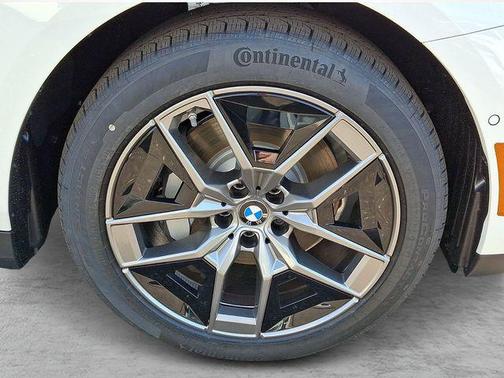 2026 BMW 530 i xDrive