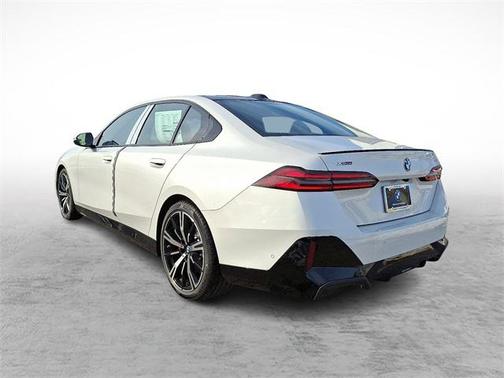 2026 BMW 530 i xDrive