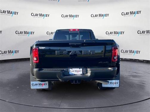 2025 RAM 3500 Tradesman Crew Cab 4x4 8' Box