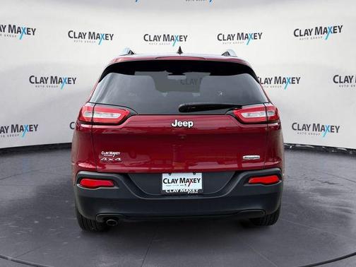 Deep Cherry Red Crystal Pearlcoat 2015 Jeep Cherokee Latitude