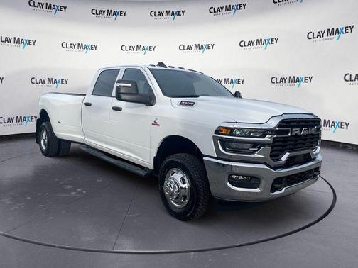 Bright White Clearcoat 2026 RAM 3500 Tradesman