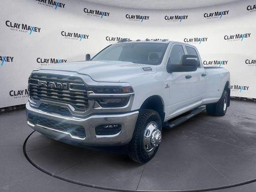 Bright White Clearcoat 2026 RAM 3500 Tradesman
