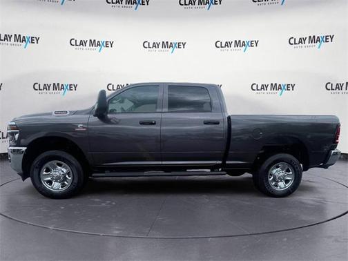 2025 RAM 2500 Tradesman Crew Cab 4x4 6'4' Box