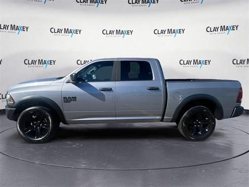 2024 RAM 1500 Classic Warlock Crew Cab 4x4 5'7' Box