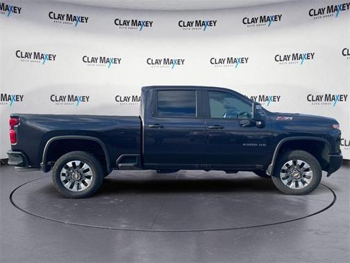2024 Chevrolet Silverado 2500 Custom