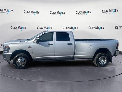 2026 RAM 3500 Tradesman Crew Cab 4x4 8' Box