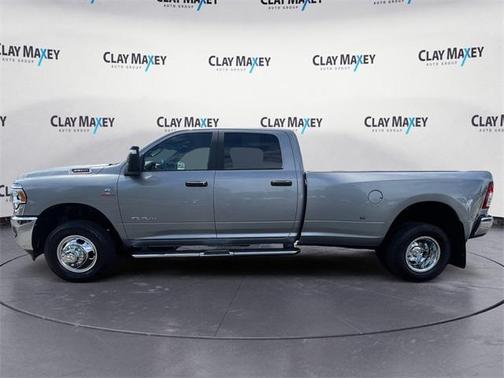 2024 RAM 3500 Big Horn Crew Cab 4x4 8' Box