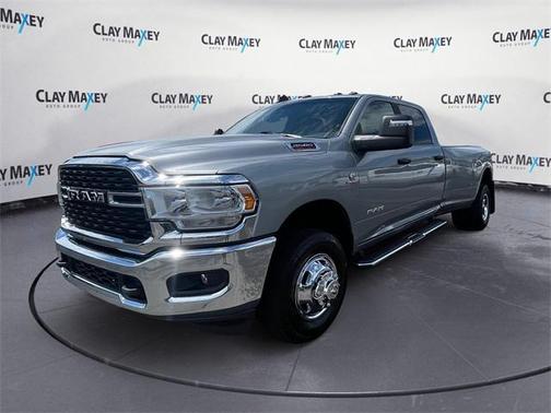 2024 RAM 3500 Big Horn Crew Cab 4x4 8' Box