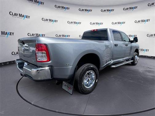 2024 RAM 3500 Big Horn Crew Cab 4x4 8' Box