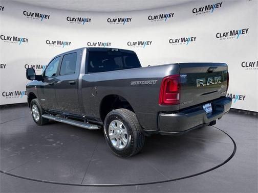 2025 RAM 2500 Big Horn Crew Cab 4x4 6'4' Box