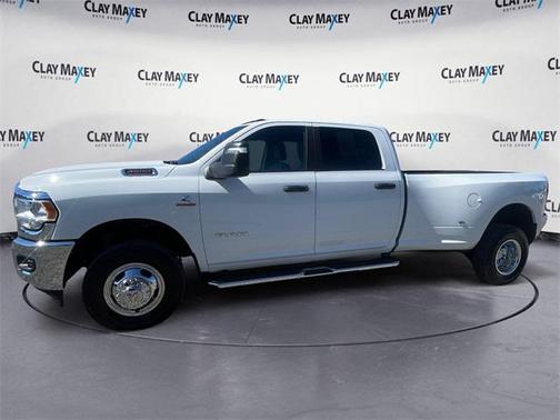 2024 RAM 3500 Big Horn Crew Cab 4x4 8' Box