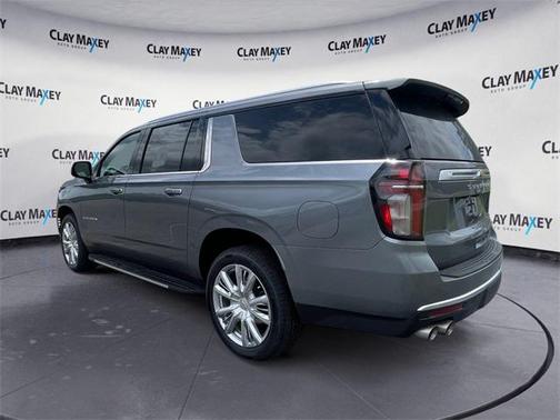 2022 Chevrolet Suburban 4WD High Country