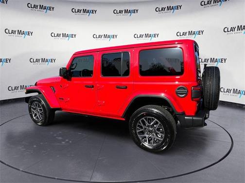 2025 Jeep Wrangler 4-Door Sahara 4x4