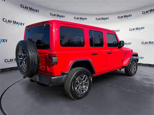 2025 Jeep Wrangler 4-Door Sahara 4x4