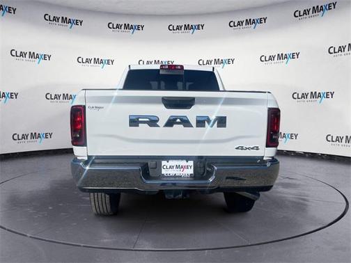 2026 RAM 2500 Tradesman Crew Cab 4x4 6'4' Box