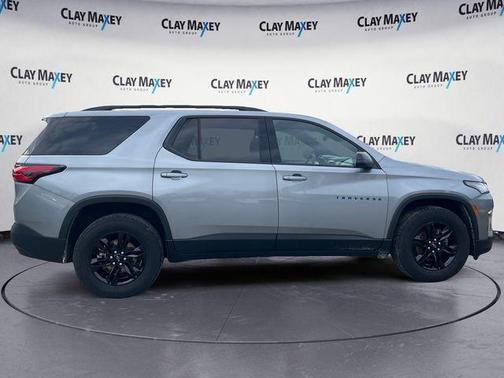 Sterling Gray Metallic 2023 Chevrolet Traverse LS
