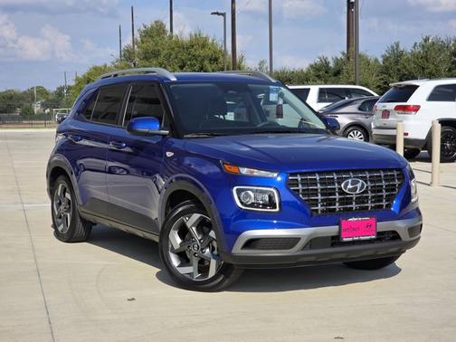2024 Hyundai VENUE Limited