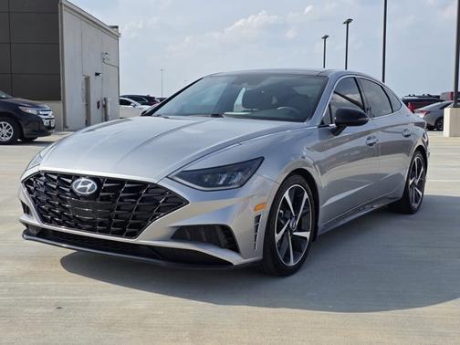 2022 Hyundai SONATA SEL Plus