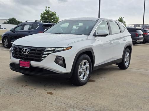 2024 Hyundai TUCSON SE