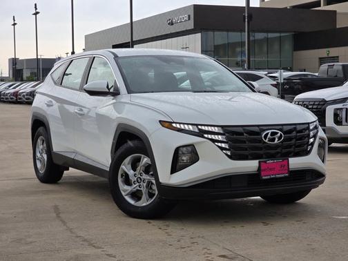 2024 Hyundai TUCSON SE