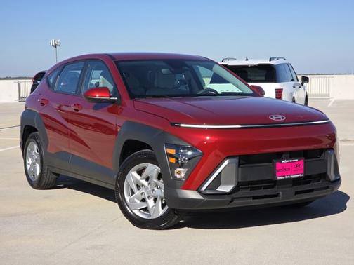 2024 Hyundai KONA SE