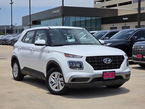 2024 Hyundai VENUE SE