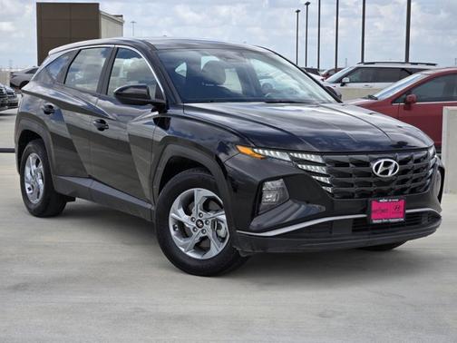 2024 Hyundai TUCSON SE