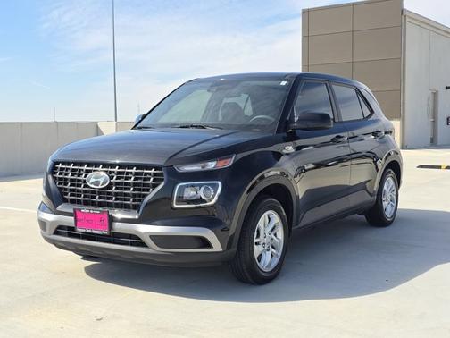 2022 Hyundai VENUE SE