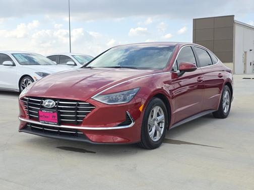 2023 Hyundai SONATA SE