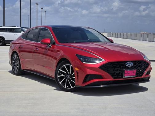 2022 Hyundai SONATA Limited