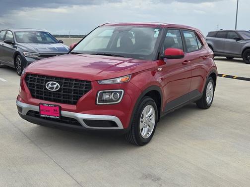 2023 Hyundai VENUE SE