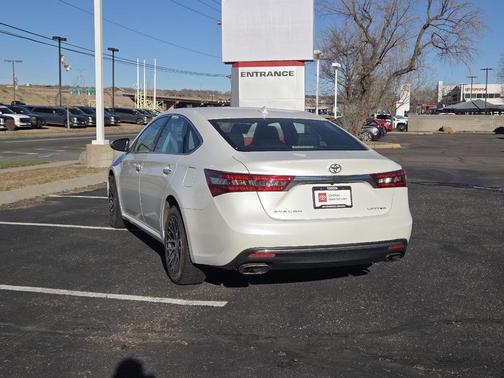 2016 Toyota Avalon Limited