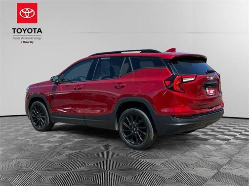 2024 GMC Terrain SLT