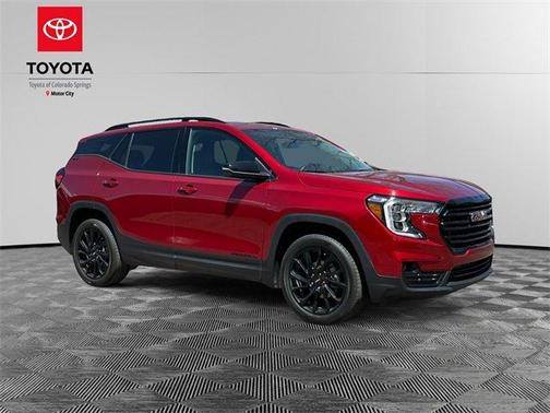 2024 GMC Terrain SLT