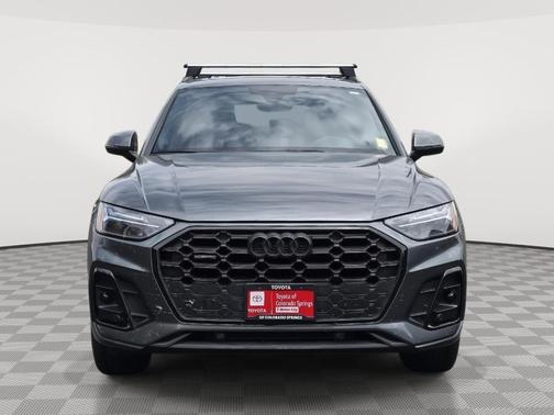Daytona Gray Pearl Effect 2024 Audi Q5 45 S line Premium