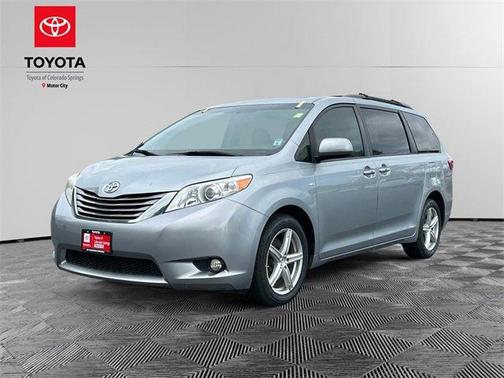 2016 Toyota Sienna XLE Premium