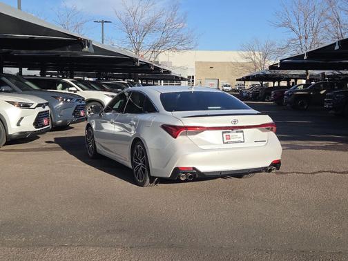 2019 Toyota Avalon Touring