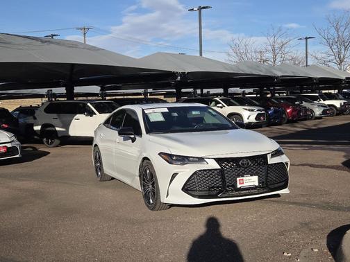 2019 Toyota Avalon Touring