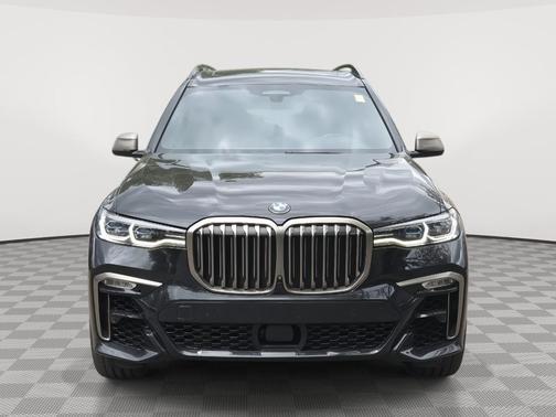 Black Sapphire Metallic 2021 BMW X7 M50i