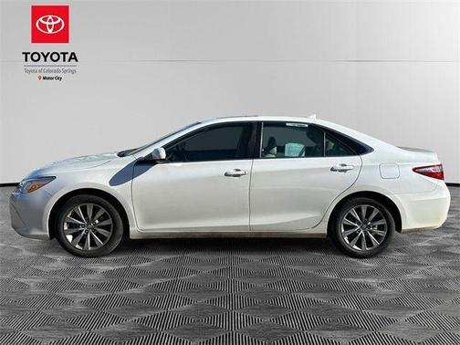 2016 Toyota Camry XLE