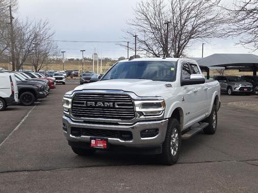 2022 RAM 2500 Laramie Crew Cab 4x4 6'4' Box