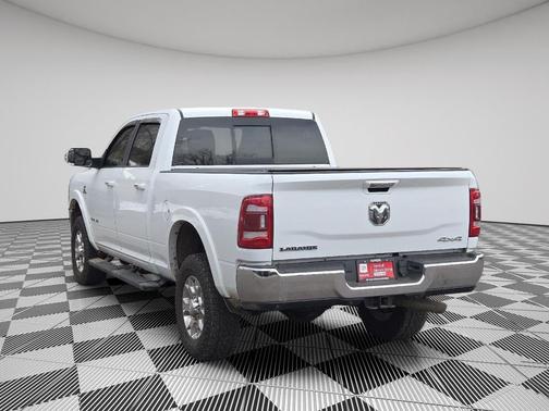 2022 RAM 2500 Laramie Crew Cab 4x4 6'4' Box